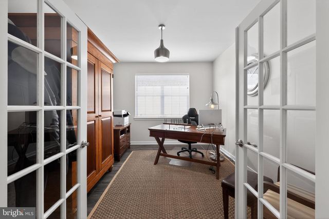 203 CONGRESSIONAL CT, Moorestown, NJ 08057