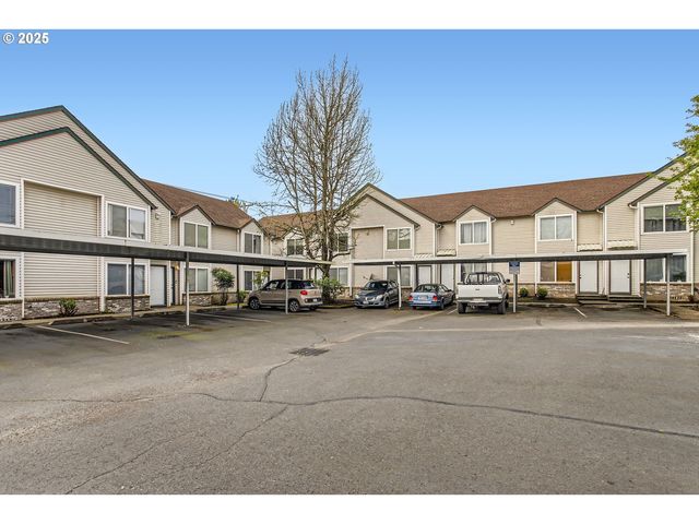 2501 E 2ND St, Newberg, OR 97132