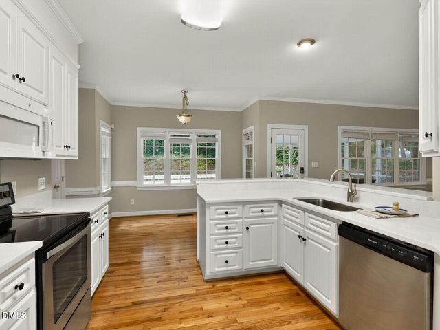 305 Neuse Ridge Drive, Clayton, NC 27527
