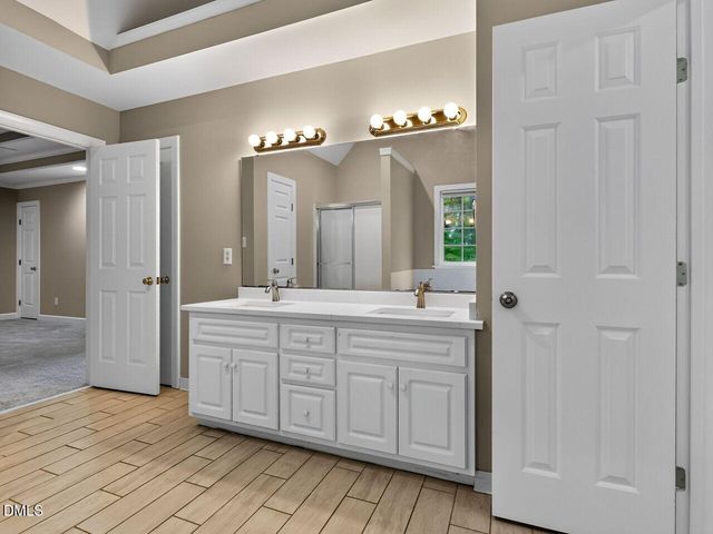 305 Neuse Ridge Drive, Clayton, NC 27527