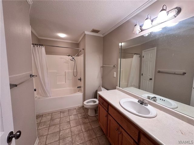 2102 Lenox, Tuscaloosa, AL 35405