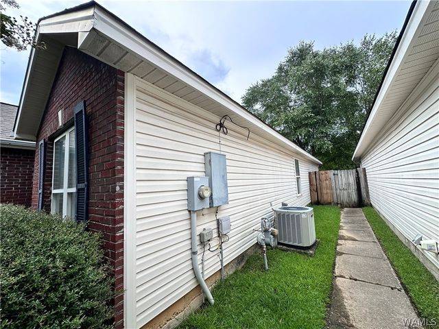 2102 Lenox, Tuscaloosa, AL 35405