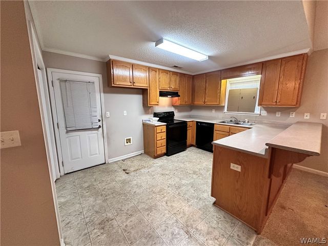 2102 Lenox, Tuscaloosa, AL 35405