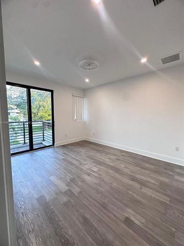 5481 W Oak Way 5481, Dania Beach, FL 33314