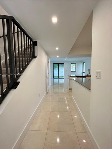 5481 W Oak Way 5481, Dania Beach, FL 33314