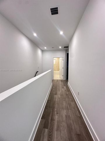 5481 W Oak Way 5481, Dania Beach, FL 33314