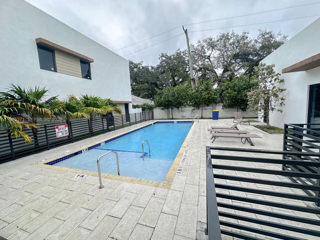 5481 W Oak Way 5481, Dania Beach, FL 33314