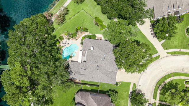 15823 Lake Loop Drive, Cypress, TX 77433