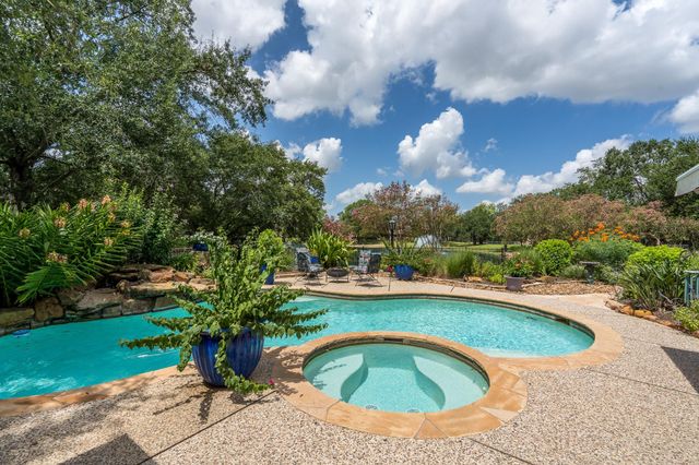 15823 Lake Loop Drive, Cypress, TX 77433