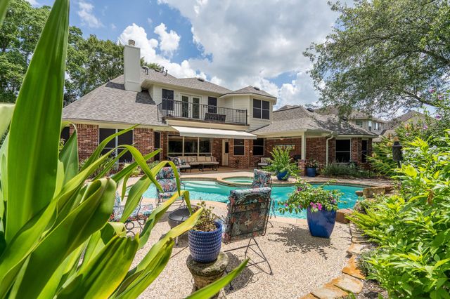 15823 Lake Loop Drive, Cypress, TX 77433