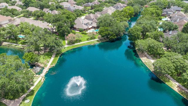 15823 Lake Loop Drive, Cypress, TX 77433