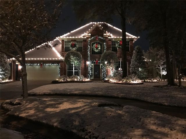 15823 Lake Loop Drive, Cypress, TX 77433