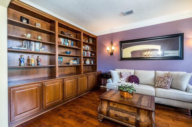 15823 Lake Loop Drive, Cypress, TX 77433