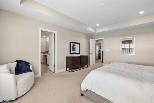 3 Harmon Dr, Tinton Falls Boro, NJ 07724