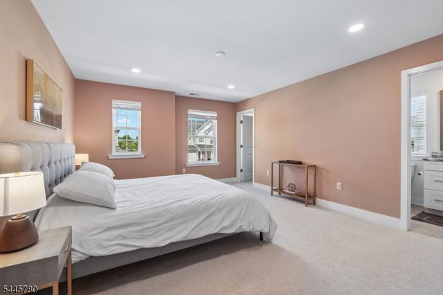 3 Harmon Dr, Tinton Falls Boro, NJ 07724