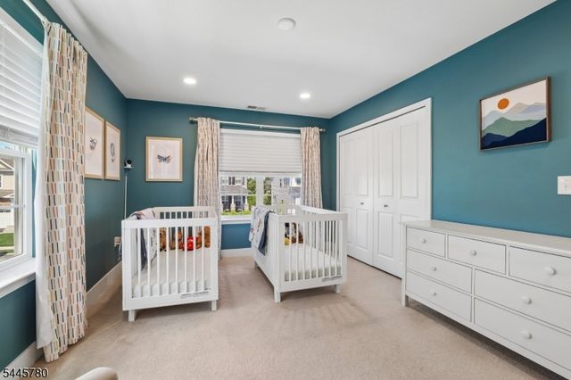 3 Harmon Dr, Tinton Falls Boro, NJ 07724