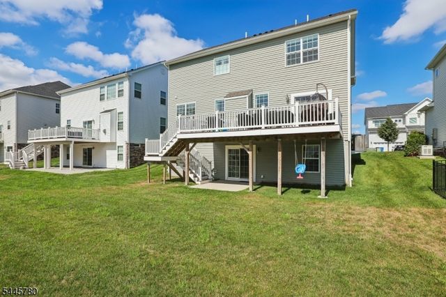 3 Harmon Dr, Tinton Falls Boro, NJ 07724