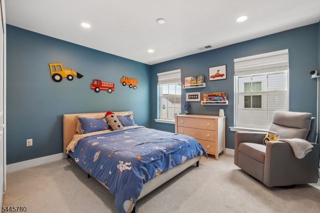 3 Harmon Dr, Tinton Falls Boro, NJ 07724