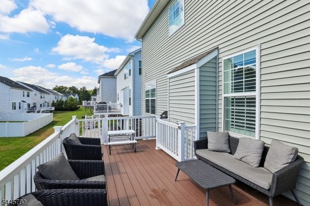 3 Harmon Dr, Tinton Falls Boro, NJ 07724