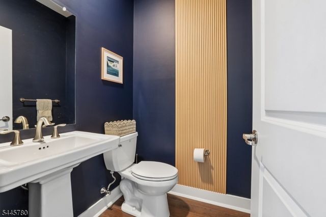 3 Harmon Dr, Tinton Falls Boro, NJ 07724