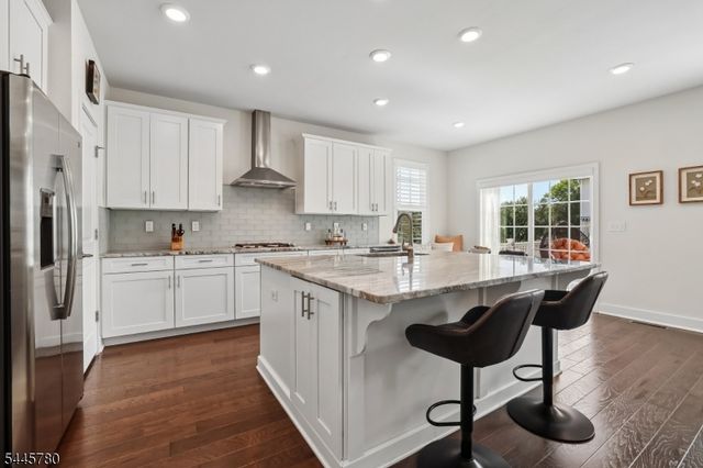 3 Harmon Dr, Tinton Falls Boro, NJ 07724