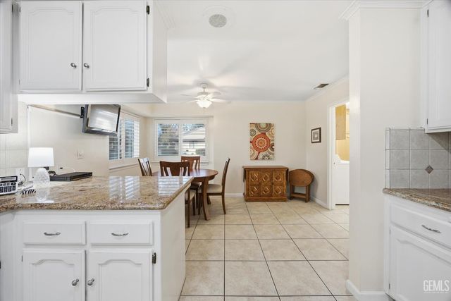 2323 Easthills Drive 34, Bakersfield, CA 93306