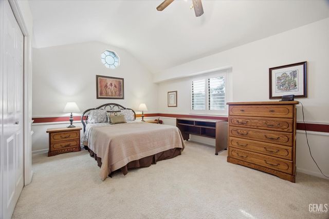 2323 Easthills Drive 34, Bakersfield, CA 93306