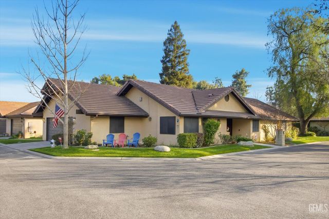 2323 Easthills Drive 34, Bakersfield, CA 93306