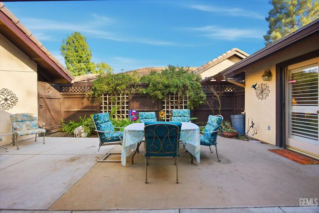 2323 Easthills Drive 34, Bakersfield, CA 93306