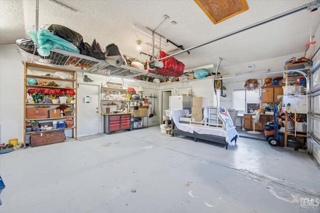 2323 Easthills Drive 34, Bakersfield, CA 93306