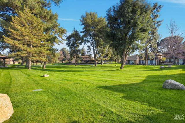 2323 Easthills Drive 34, Bakersfield, CA 93306