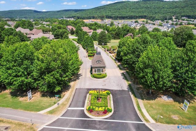 5 Legacy Oaks Place SE, Gurley, AL 35748