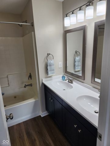 9646 Ladson Street, Fishers, IN 46038