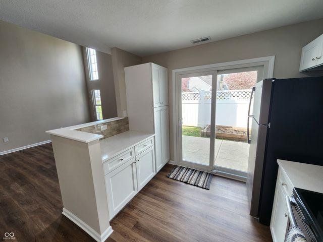9646 Ladson Street, Fishers, IN 46038