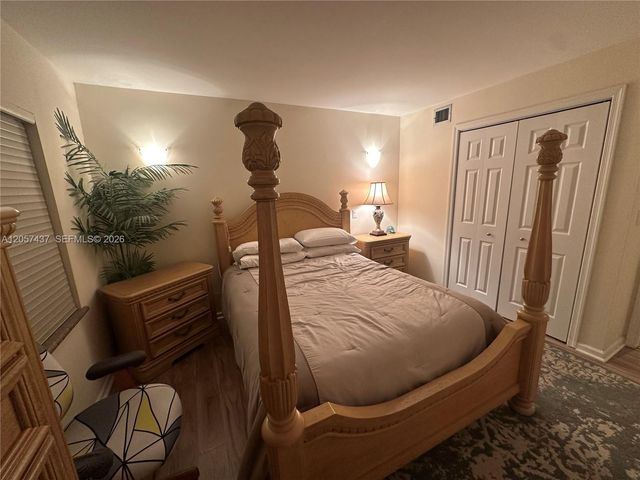 6339 Bay Club Dr 2, Fort Lauderdale, FL 33308
