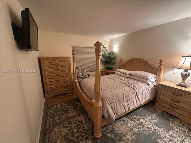 6339 Bay Club Dr 2, Fort Lauderdale, FL 33308