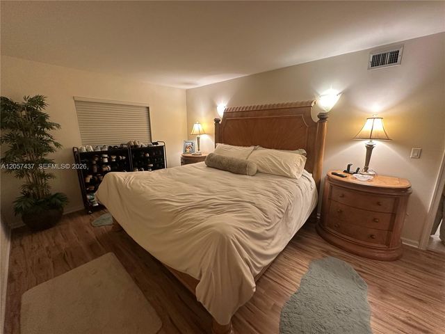 6339 Bay Club Dr 2, Fort Lauderdale, FL 33308