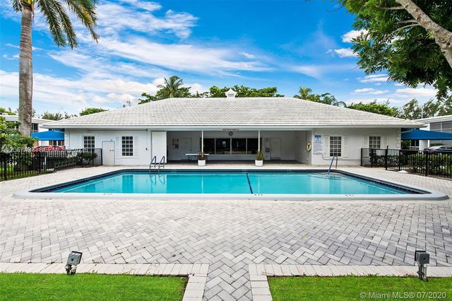 6339 Bay Club Dr 2, Fort Lauderdale, FL 33308
