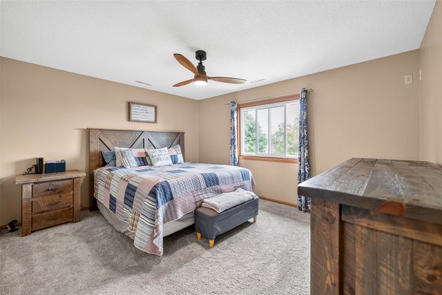 302 Upstill Street, Gilbert, IA 50105