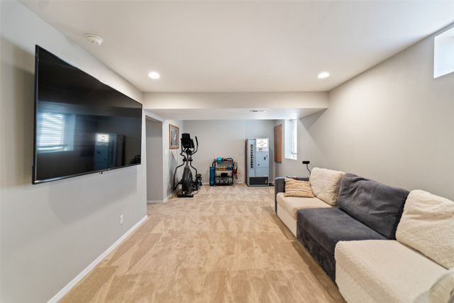 302 Upstill Street, Gilbert, IA 50105