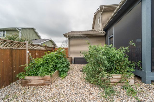 302 Upstill Street, Gilbert, IA 50105