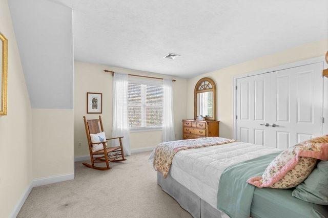 18 Aberdeen 18, Plymouth, MA 02360
