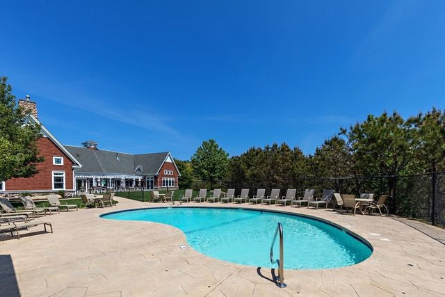18 Aberdeen 18, Plymouth, MA 02360