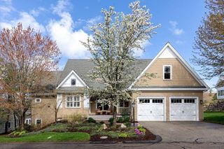18 Aberdeen 18, Plymouth, MA 02360