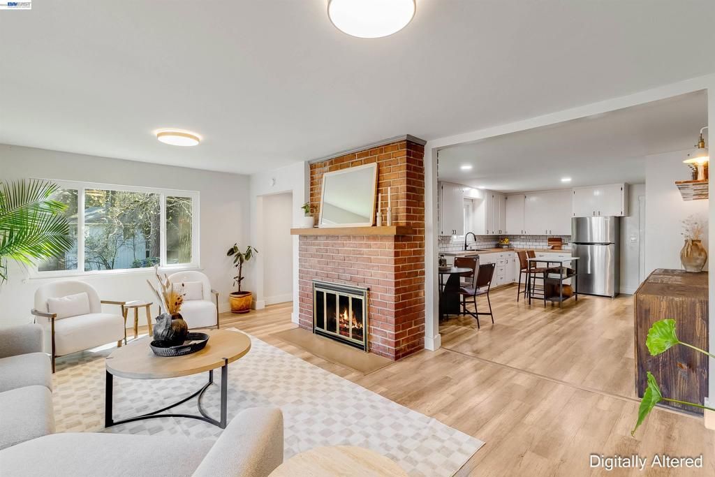 Image 13 of property listing at 11896 Nancy Ln, Grass Valley, CA 95945