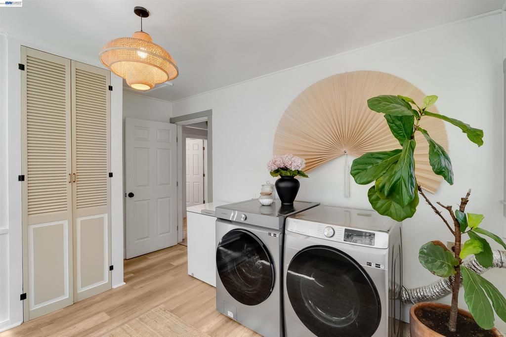 Image 28 of property listing at 11896 Nancy Ln, Grass Valley, CA 95945