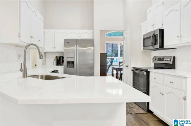 3454 VIRGINIA CIRCLE, Bessemer, AL 35022