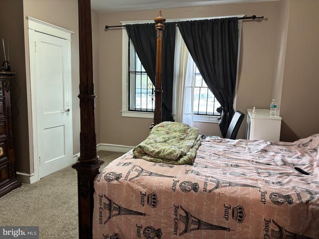 4003 E ROOSEVELT BLVD, Philadelphia, PA 19124