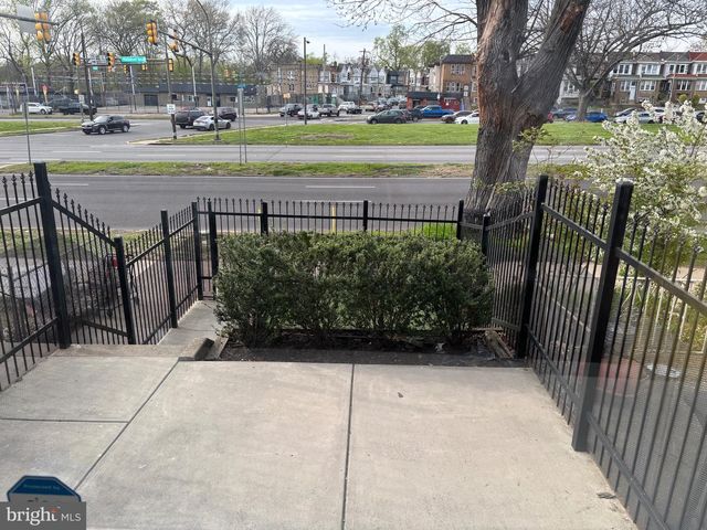 4003 E ROOSEVELT BLVD, Philadelphia, PA 19124