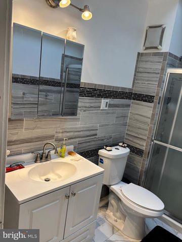 4003 E ROOSEVELT BLVD, Philadelphia, PA 19124